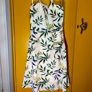 Floral dress with pockets